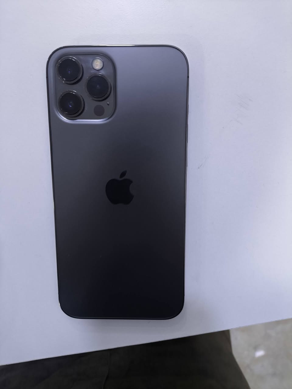 السلام عليكم ايفون 12برو ماكس نضيف كلش بطاريه82 سعره500مكاني بغداد
***********
