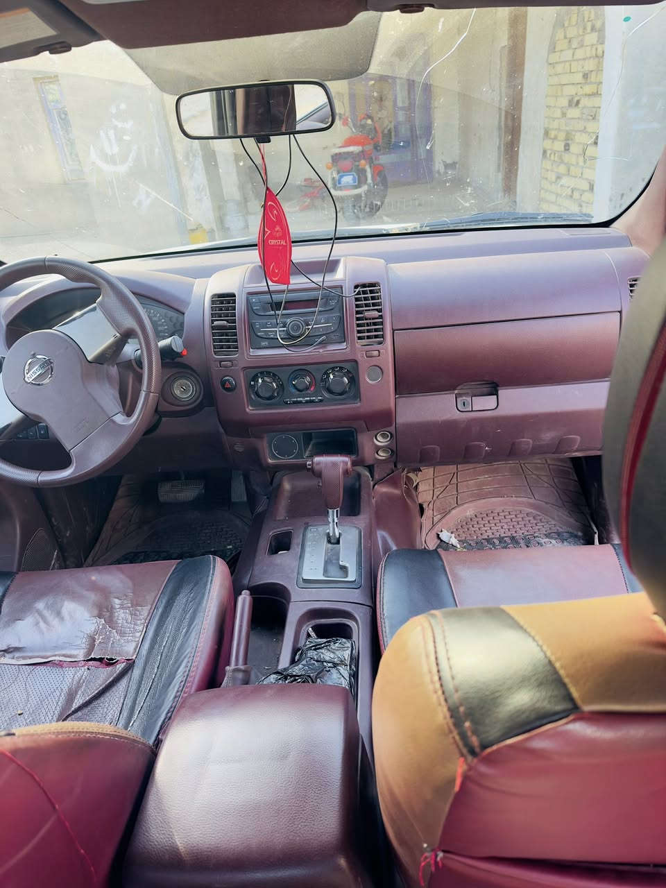 السلام عليكم نيفارا موديل 2014 للبيع رقم بابل تحويل مباشر سنويه بسمي لل2027 السعر الاتصال على الرقم ***********. متواجد فيسبوك.
