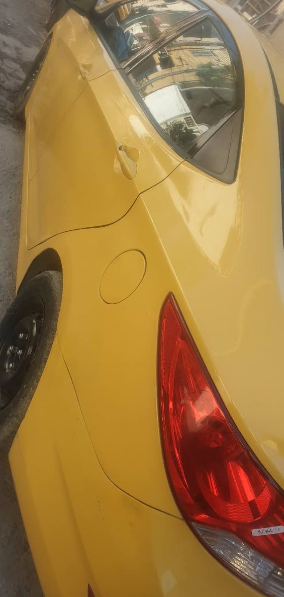 هونداي اكسنت2013  السعر 72 امريكي جاملغ مبدل فقط بدون دواخل  ايبل واحد امحرك 1600مكاني بغداد الحريه ***********
