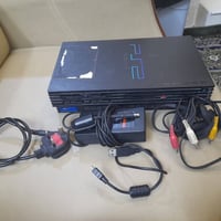 بلي 2 جديد ناقصة فلاش العاب واجوستك وا ميموري السعر 18 للستفسار من 077...