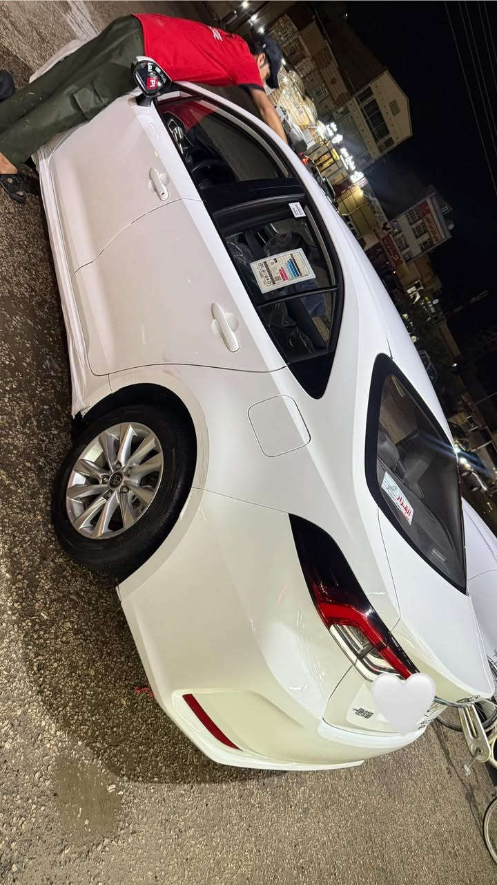 كورلا هايبرد موديل 2025
شكل الخليجي
كفاله عامه
ماشيه 31 الف كيلو
رقم بغداد 
باسم ولد من سكن بغداد
فتحه
كشنات جلد
السعر 150 $وبيها مجال بسيط 
للتواصل واتس اب :***********
