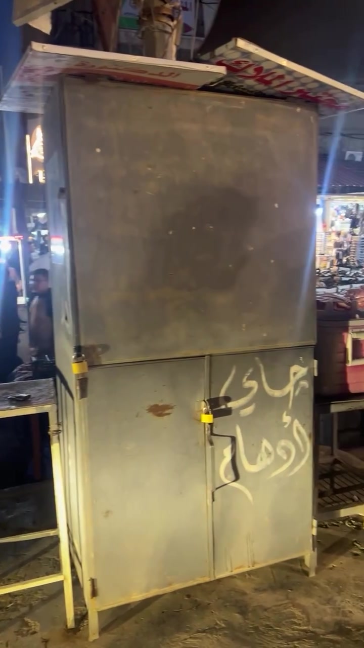 بسطيه بشارع الاطباء _ركن مدخل الاطباء من جها دائره الصحه (للأيجار) للأستفسار / ***********
