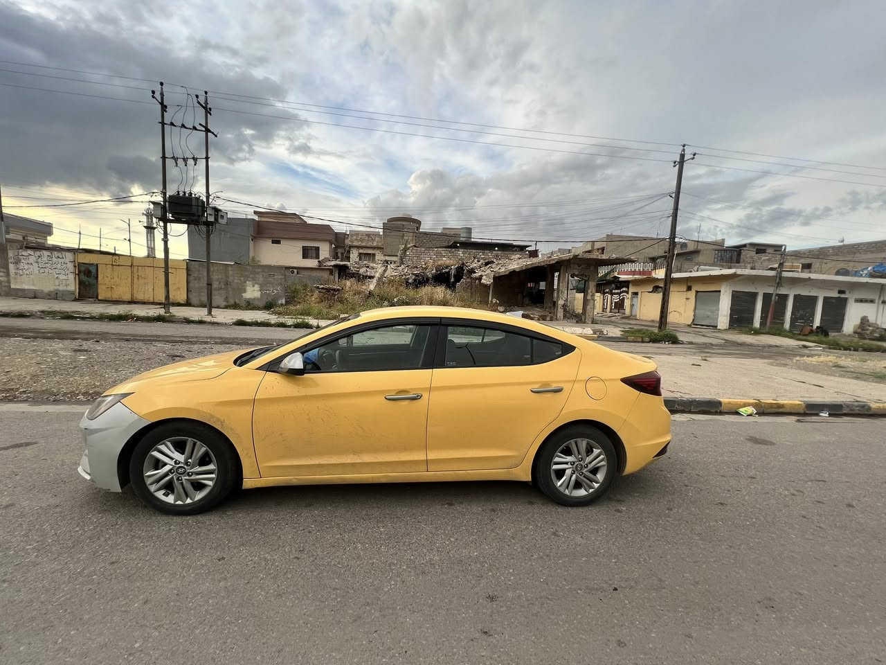 الانترا موديل 2020رقم بغداد بأسمي 
مكينة وكير شرط محرك 20دوش وكير at
سياره ضررها بونيد وجاملغ بدون دواخل 
هيئه غرامات صفر صافيه  
السعر 118$ وبيها مجال للشراي 

‭٠٧٧٢ ٩٢١ ٦٩١٢‬بي واتساب
