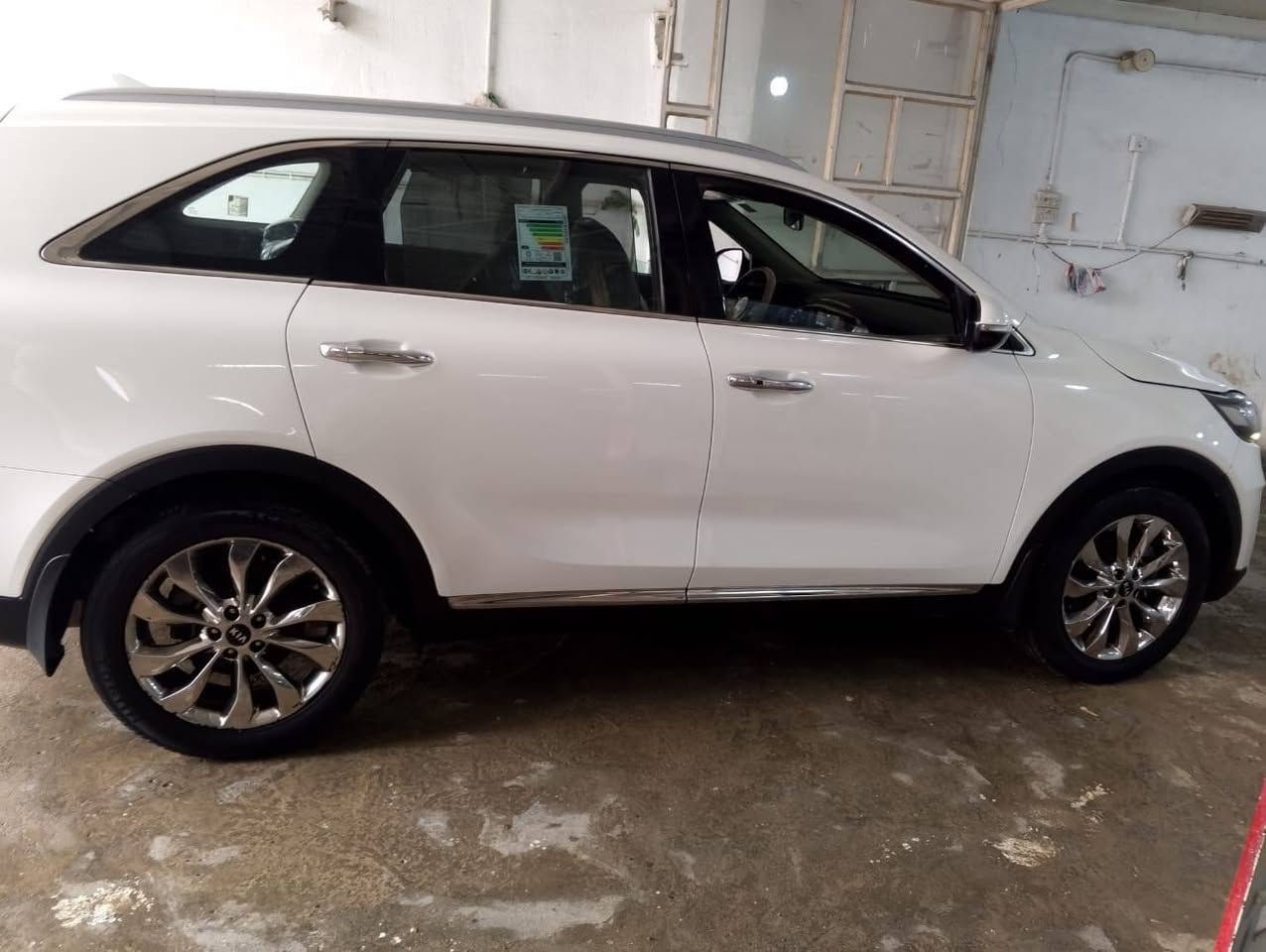 سلام عليكم سورنتو 2020 رقم بغداد سيارة جاهزه فول مواصفات ماعده البنوراما بيه صبغ خشم البنيد فقط رقم بغداد تحويل مباشر للستفسار اتصال على الرقم *********** مكان السيارة الصويره
