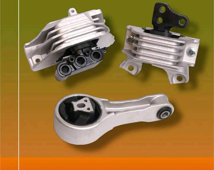 حرامات تاخذ نفس المواد بضعف السعر شوف الصور هذني اذاين اي تخم ب 85 الف وصدر كامل لاي دوج ب 185 الف مع الدبلات
هذا رقمي بي واتس اب خابرني لو تراسلني
***********