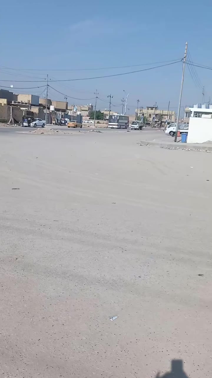 السلام عليكم ورحمة الله وبركاته
بيت للبيع بكاع ال راجي مساحته 110 متر.
سعر البيت 40 وبيه مجال قليل
للاتصال  والاستفسار على أرقام
***********
***********
