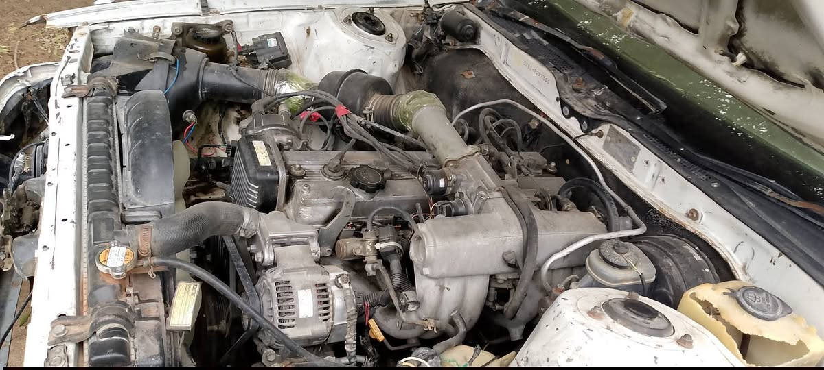 السلام عليكم سيارة للبيع مارك مديل 91 السيارة مكفوله كير محرك جديد
رقم بابل الأماني العنون بابل السعر 40 بيه مجال الاتصال 

***********
