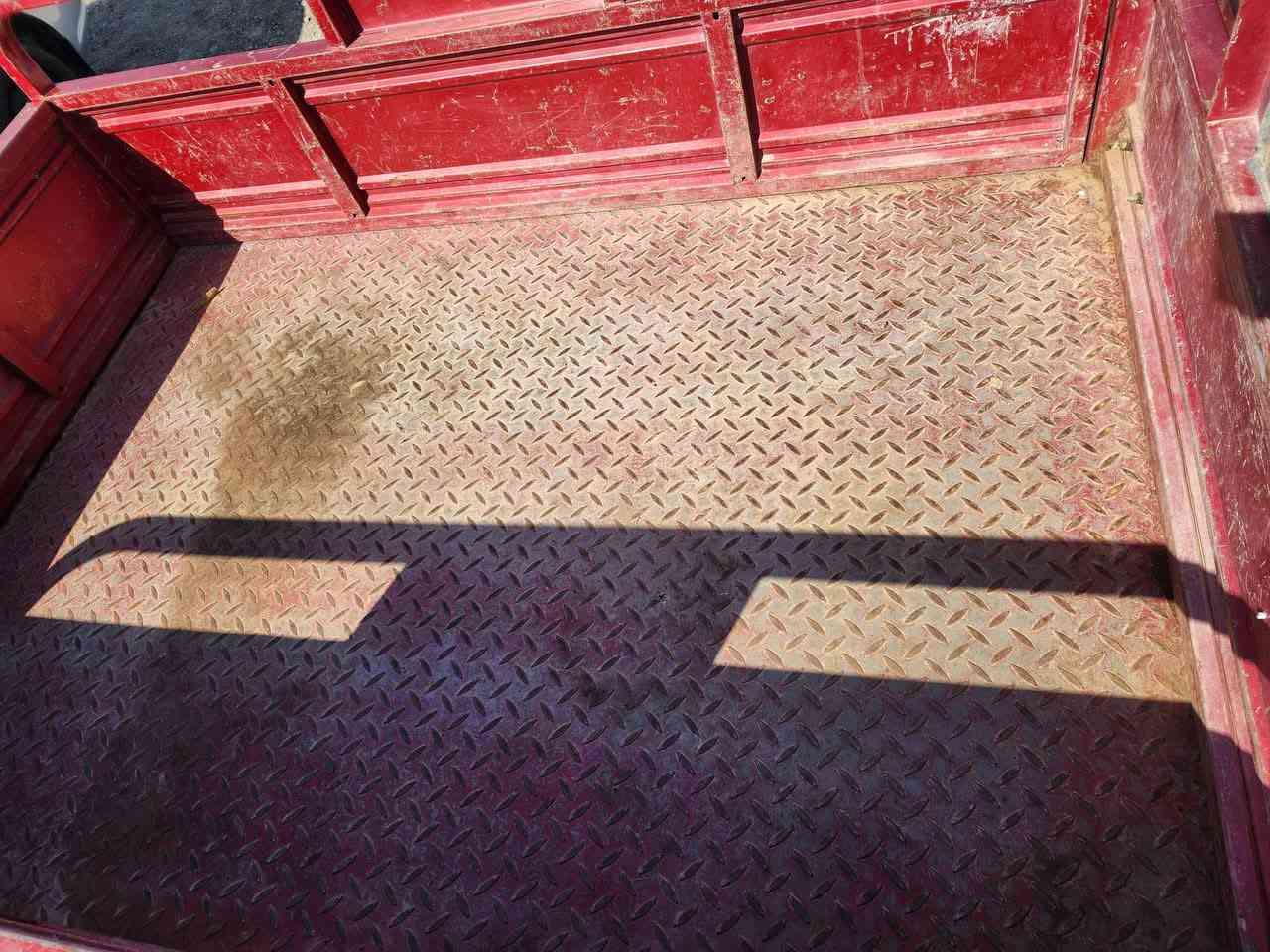 ستوته للبيع مديل 2022
شخوان. ام الطير
العنوان ديالى ناحيه العضيم
***********
