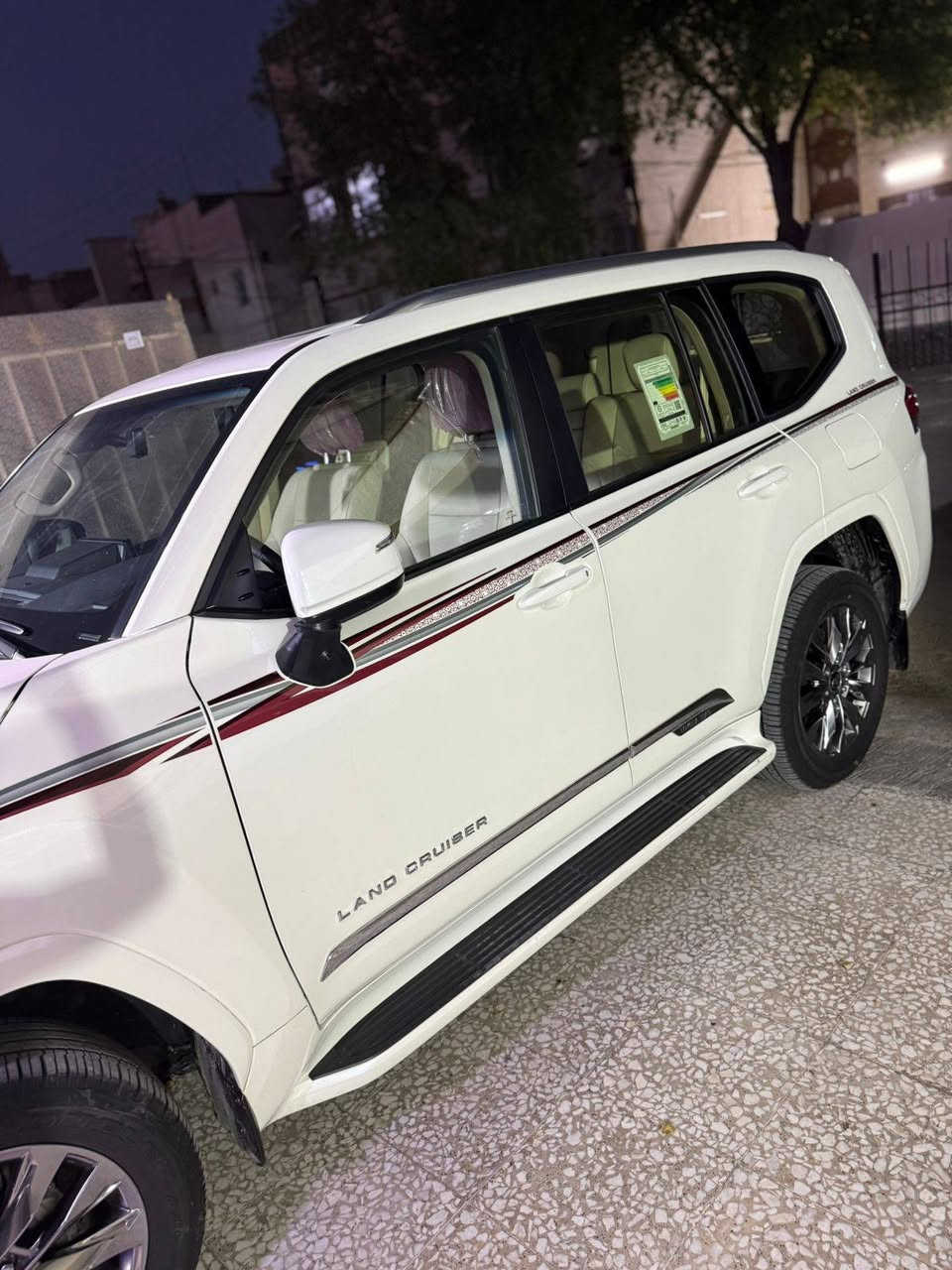 لاندكروز ٢٠٢٥ زيرو ً.     ( علق بتم يصلك السعر ) 

ماشيه ٨٠٠ كيلو فقط حق ترقيم

 
بريم اصل لمتدد 
مكاني بغداد 
***********
