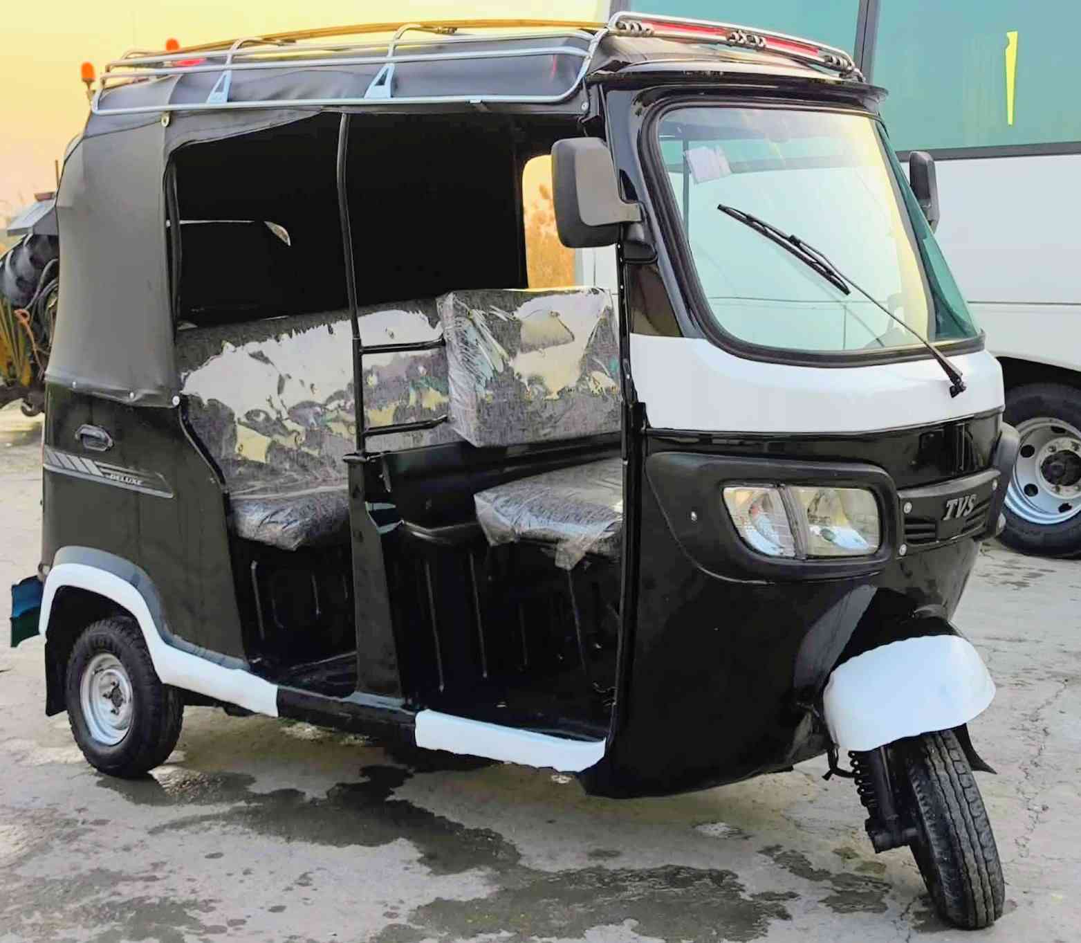 السلام عليكم تكتك TVSموديل 2020 شهر 2  اوراق أصولي جاهزة من كلشي كبل لشارع  كفالة من ضربة دشبول 21 كهربائيات شغالة  لا ستفسار اتصل ***********
