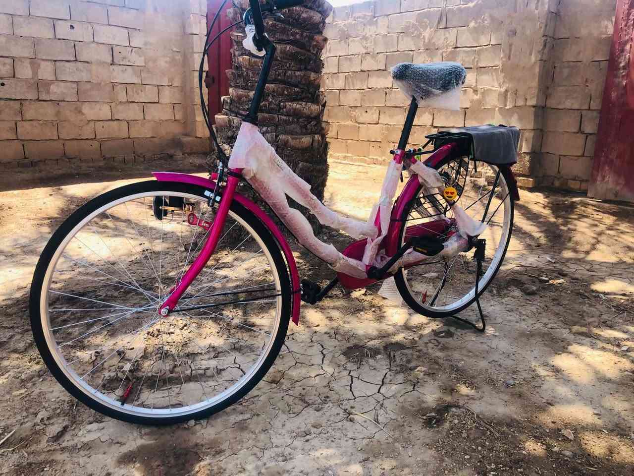 بايسكل جديد نضافه فول 
سعره145وبي مجال حق الجيه 
الحاب يشتري يتواصل وياي على الواتساب او الفيسبوك 
هاذا رقمي***********
