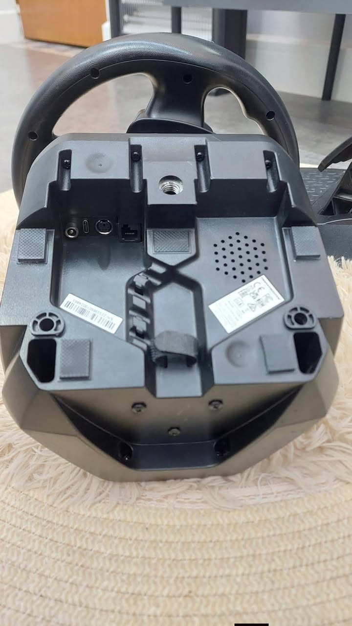 سلام عليكم اصحاب البيجات
عندي دركسون Thrustmaster T128 المخصص ل Xbox  وpc
الدركسون كلش نضيف وعلى الفحص اكدر ادزلك فحص لدركسون على برنامج Thrustmaster 
الدركسون ما مفتوح ولا ملعوب بيه 
السعر 100 قفل 
او مراوسه ب يد اليت للXbox Elite
لا يتوفر توصيل


**إذا كنت صاحب هذا الإعلان وتريد حذفه لأي سبب، رجاءا أرسل رسالة إلى الدعم الفني**