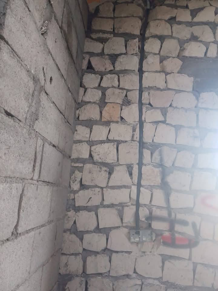 تم الحمدلله حفر بيت نزالات كهرباء في قضاء الرمانه على مكينة ودريل مواعيد مضبوطة ودقة في العمل بأسعار مناسبة الي  عنده حفر نزالات كهرباء يتصل على الرقم ***********
