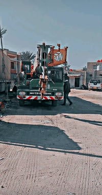 كرين ٢٥ طن للبيع الموديل ١٩٩٧ مكانه بغداد و الرقم الكرين بغداد للتواصل...