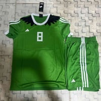 رجالي • مقاسات M-XXL • ١٨ قطعة