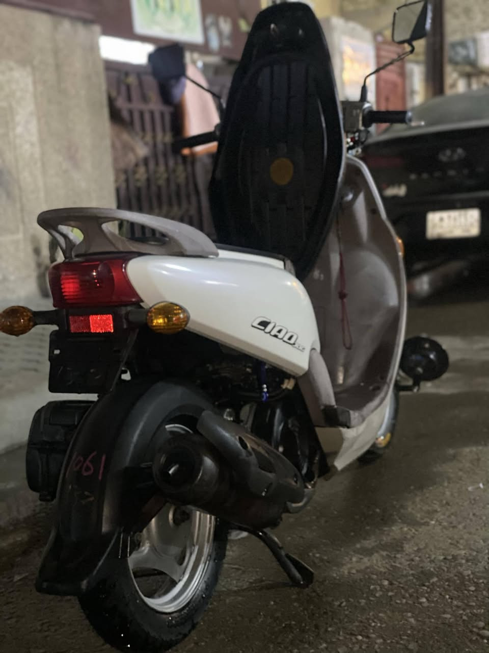 سلام عليكم اخوان ...
فله للبيع دراجه رمبه ... 
مكاني الشعله رقمي ***********
