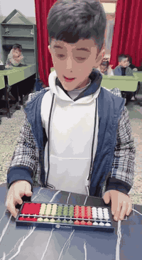 ولاول مرة في المقدادية 
سيتم فتح دورات تقوية للحساب الذهني ولجميع الاعمار  وبسعر مناسب جدا  مع المدربة الدولية مروة قيس 
علم ابنك او بنتك على الحساب الذهني وخليهم اقوياء جدا بالحساب والرياضيات سارعوا بالتسجيل لان الاعداد محدوده للاستفسار اكثر ***********
