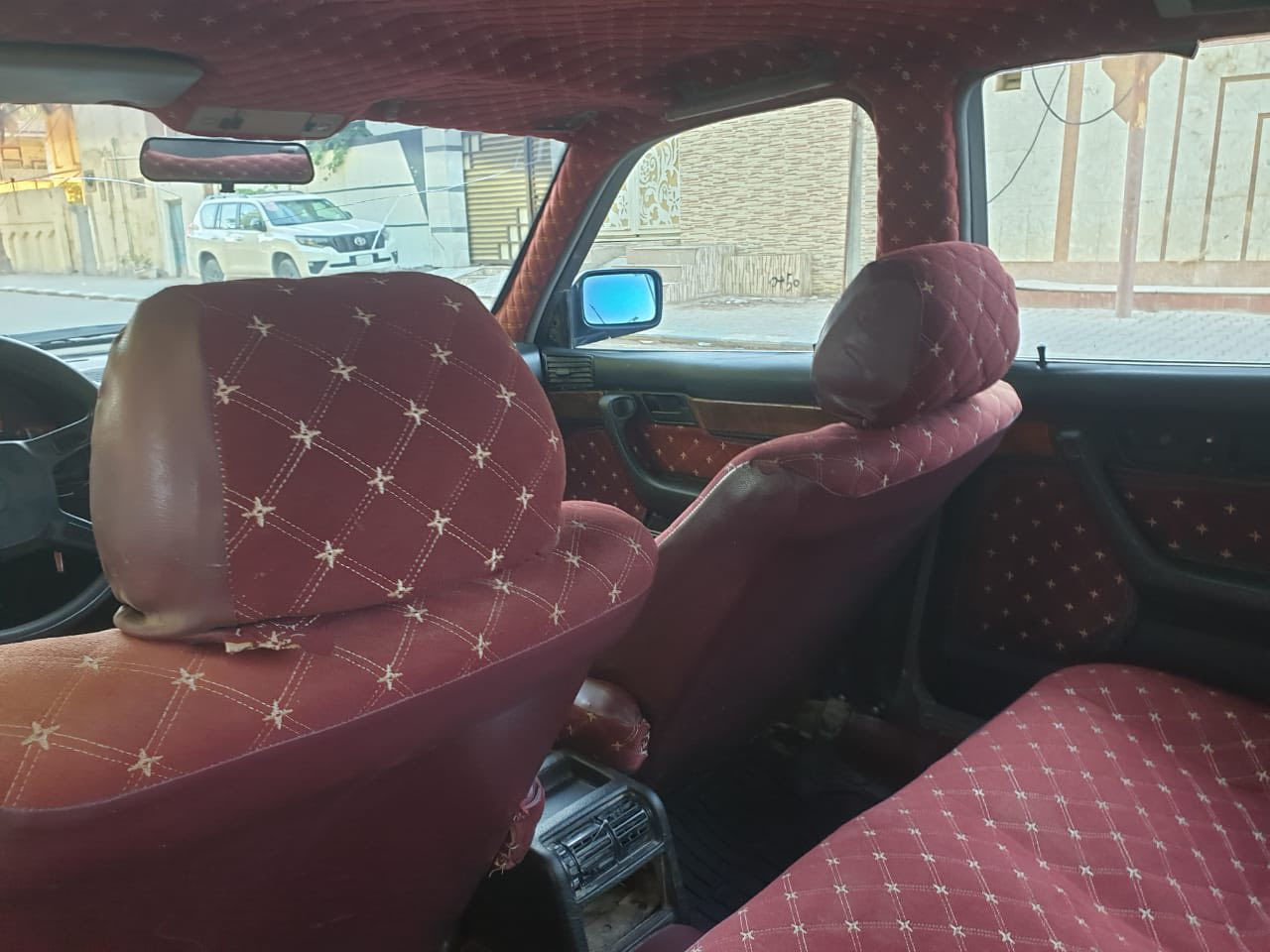 السلام عليكم مكلف بلنشر
للبيع بي ام 535 موديل1988
رقم مثنى مشروع وطني سنويه ل2026
كير مكينه مكفولات 
كهربائيات كلها شغاله 
تخم تايرات جدد 
السعر 30مجال بسيط 
العنوان النجف 
***********
