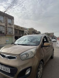 بيكاجو 2014 السعر 80  بدون ضربه بيها بس جراد قليل بل قماره 07756759811