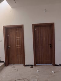 متوفر بيبان خشب خلي وفوم بسعار مناسب☺️التواصل واتساب 07828488026