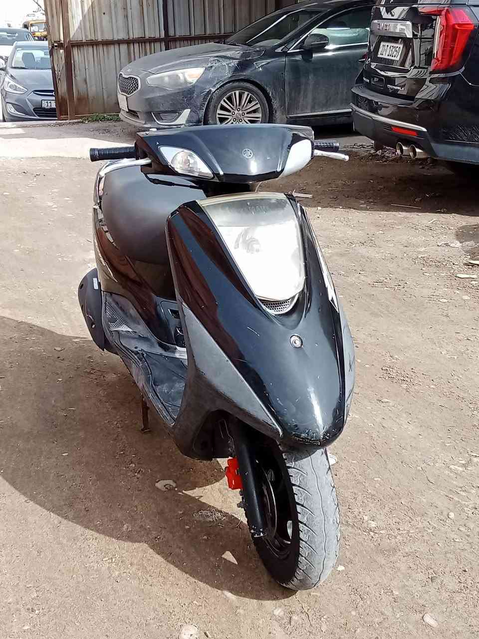 السلام عليكم شباب دراجة ابريز فحل مكفولة كفالة عامة كلهه ابلادية وكلهة شغالة كابريتر  سلف ابلاديات كفرات كلهه ختم وية المكينة وكهربايات كلهن شغالات شلعة ومعدل ونعومة تأكل الكاع اكل جديدة بمعنة الكلمة صارلهة 21 يوم من امنزلهة رمبة وصلهة والمنفيس لاصليات موجودات العنوان بغداد باب المعضم ولا ستفسار ***********
