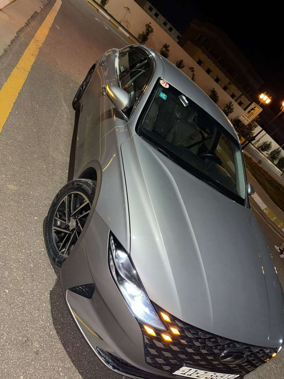 السلام عليكم 
للبيع أو مراوس حسب القناعة ازيرا 2023 ماشية 48 الف المواصفات كلها مبينه مكفوله من الحادث و التبديل بالصور للتواصل واتساب فقط ***********
