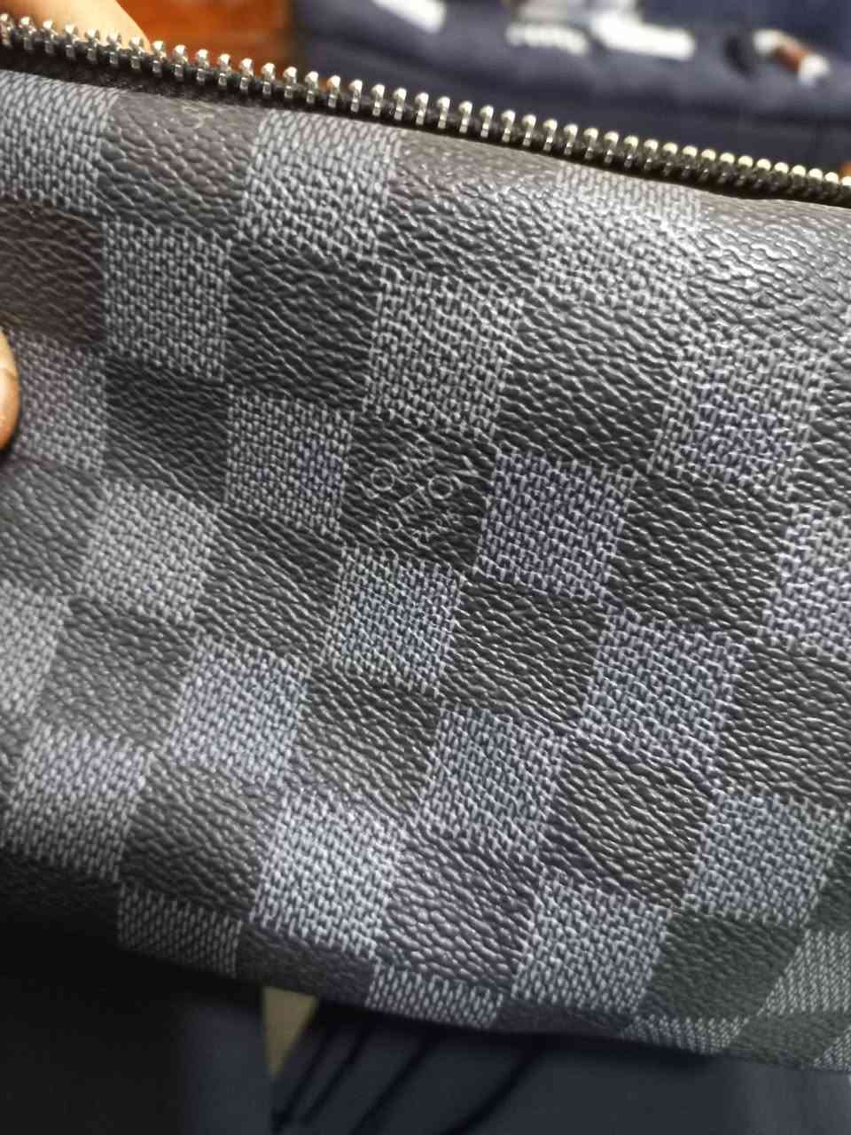 حقيبة يدوية من لويس فيتون اصلي اورجنال مختمه عدة ختومات


**إذا كنت صاحب هذا الإعلان وتريد حذفه لأي سبب، رجاءا أرسل رسالة إلى الدعم الفني**