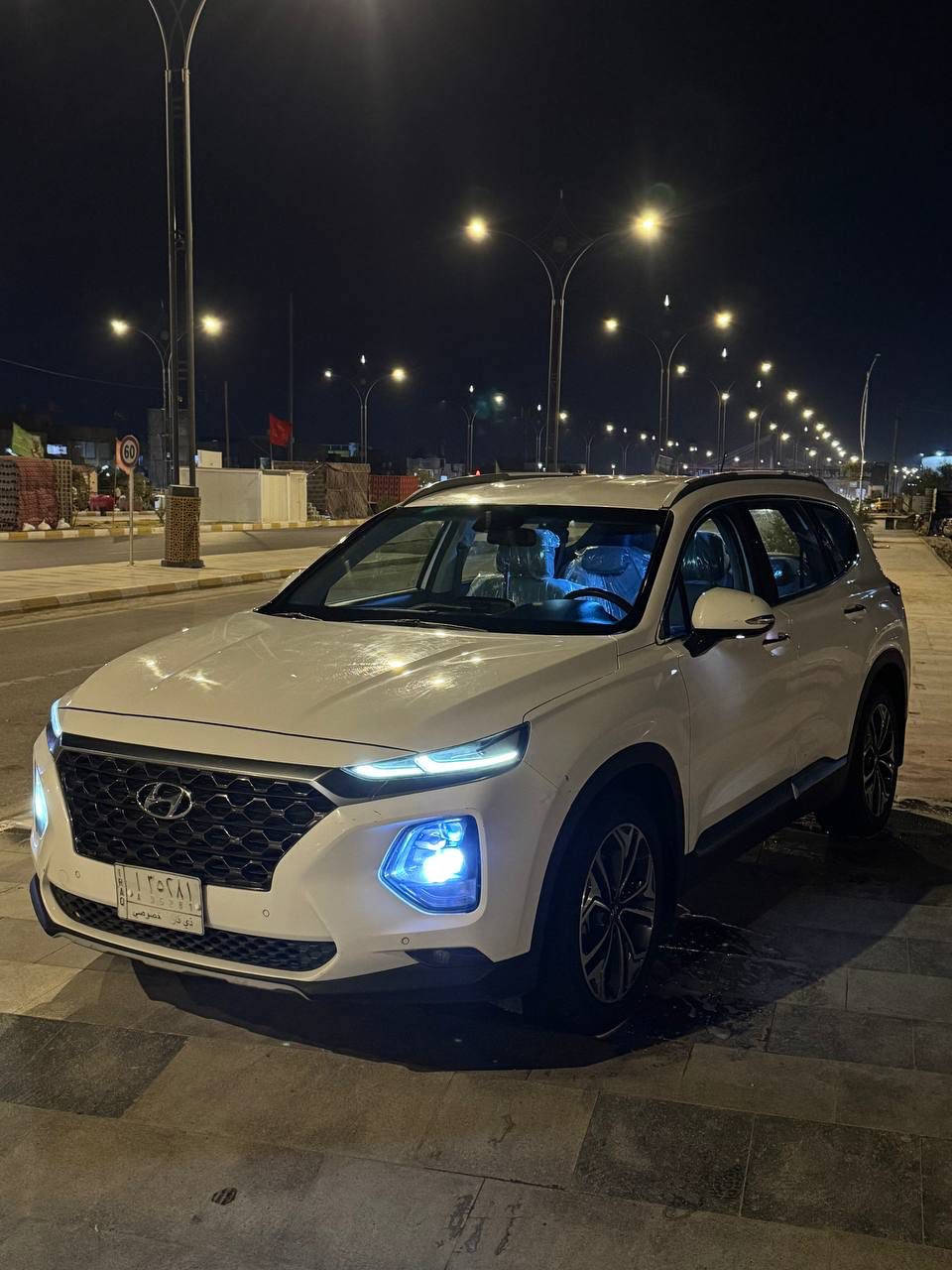 اللهم صلي على محمد وآل محمد.
السلام عليكم سنتافيا موديل ٢٠٢٠ 
ابيض خليجي ٦ سلندر  
 مواصفات 
شاشه 
كامرا 
حساسات 
بصمه 
كفاله عامه اي صبغ ما بيها 
بيها فقط بارد بالباب مال السايق  
رقم ذي قار انكليزي
مكان السياره الناصريه مركز المدينه 
للاستفسار اكثر
*********** 
السعر ٢٣٥
