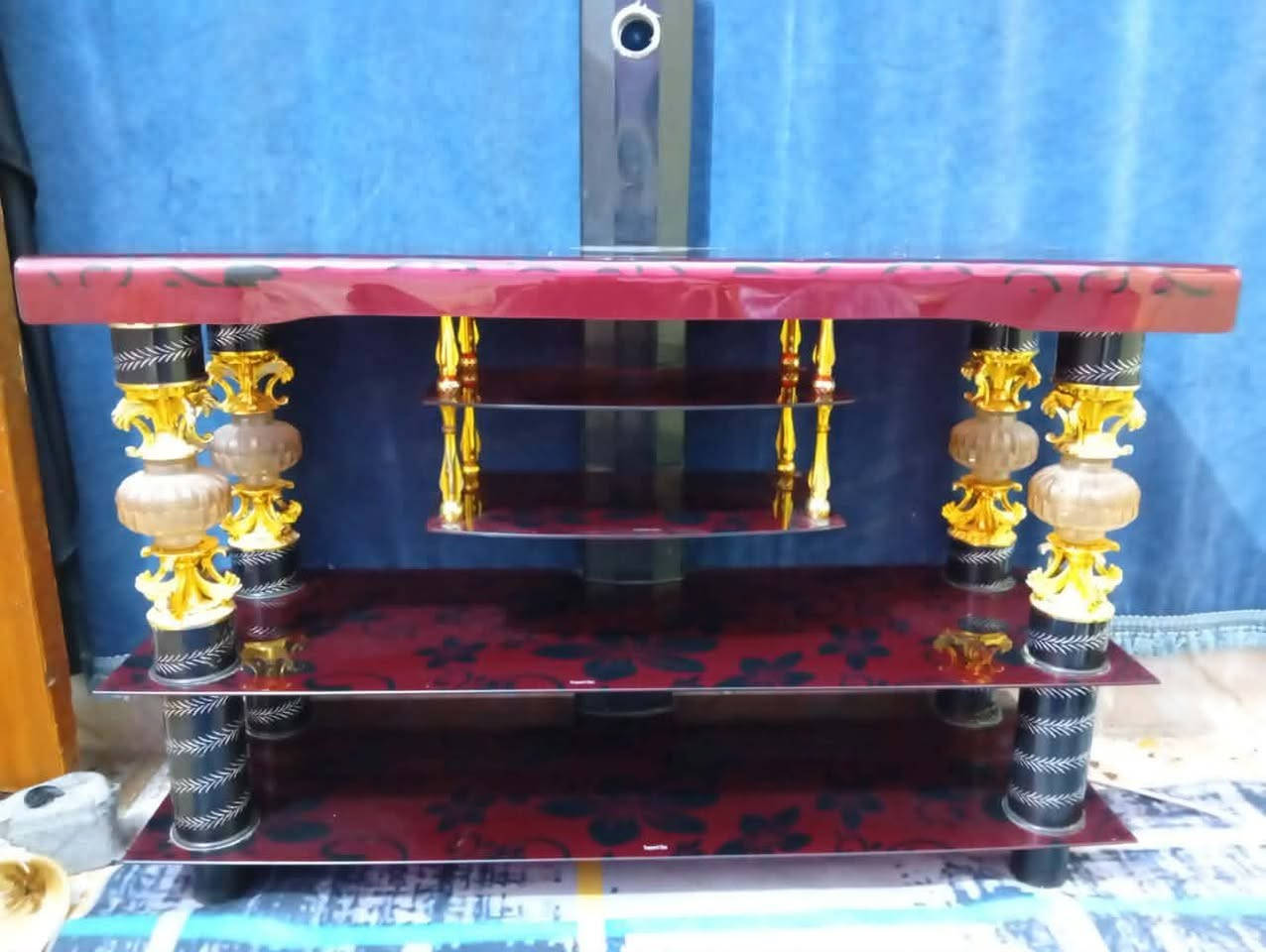 غراض للبيع نضيفات كلش 
البراد نضيف كلش شرط الفحص والشغل السعر 250
الاوفن جديد كلش بالباكيت استخدام يومين ب 100
ميز بلازمه نضيف كلش السعر 30
مكانهن بسوك الشيوخ بحي العسكري


**إذا كنت صاحب هذا الإعلان وتريد حذفه لأي سبب، رجاءا أرسل رسالة إلى الدعم الفني**