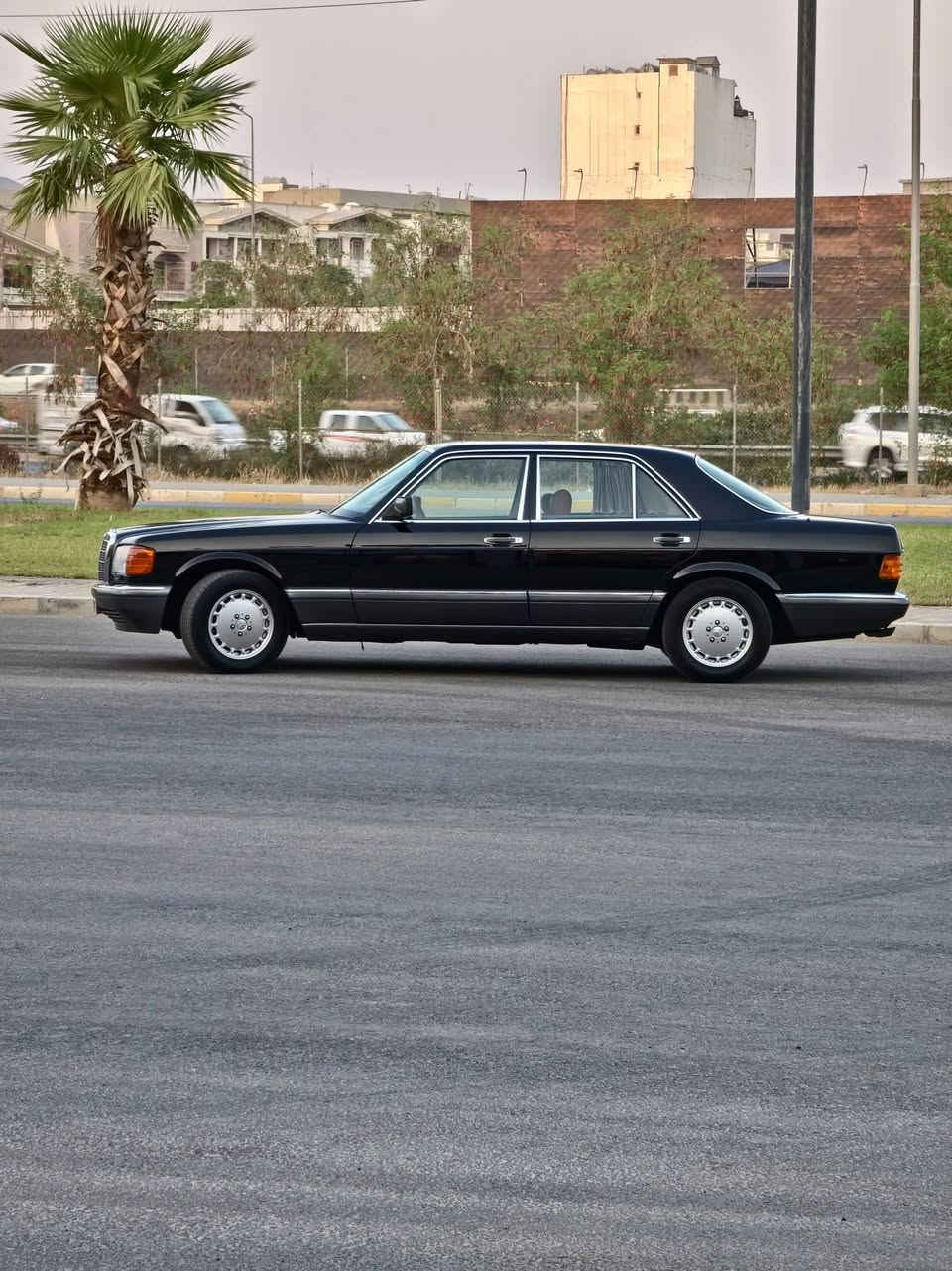 مطلووووب شيخ لهاي العروسة

Mercedes-Benz
جامبو 300 1991

تعمير درجة أولى

#السعر

مكانها بغداد شارع فلسطين

***********. مهندس قيس العزي
