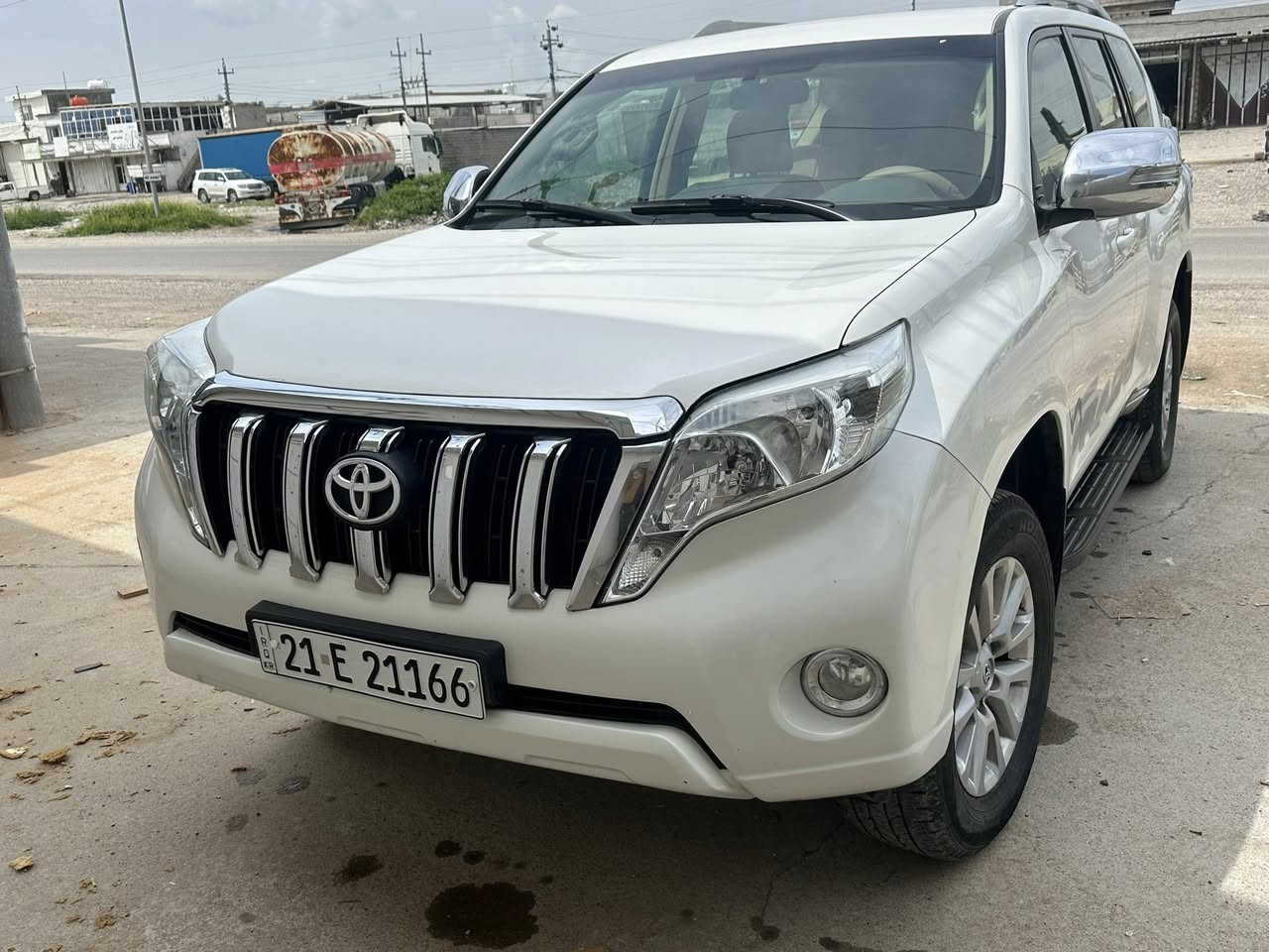 سلام عليكم سيارة برادو البيع  موديل 2016 مكينة 6بستم ماشية 192الف سيارة كفالة عام ما عدة دعميات مصبوغة وسونار مجود بصور سيارة معروضة 230 $تفاصيل كثر تصال ***********
