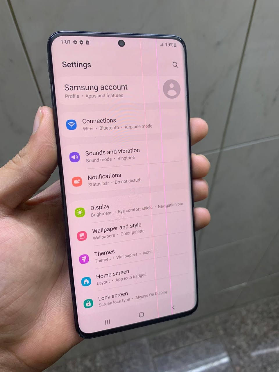 جهاز s20 بلاس نضيف جدأ ذاكرته 128 عشوائيه 12 النسخة الامريكيه ضهر مغلف كله شغال مثل ما موضح السعر 85 الف نهايته من الاخير مكاني بغداد حي العامل ***********
