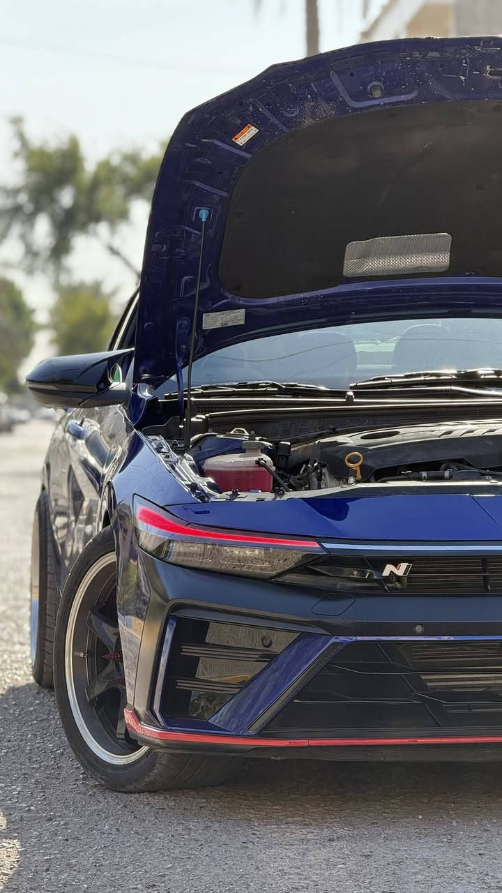 🐙 للبيع – Hyundai Elantra N
الموديل: 2024
المحرك: 2000cc Turbo
القوة: 280 حصان
القير: عادي (Manual)
اللون: أزرق
الممشى: 8500 ميل (mi)
الحادث:
صبغ خشم الجاملغ الايسر
صبغ حافة البنيد
بارد في الجاملغ الامامي الايمن
بارد في الجاملغ الخلفي الايمن
 رصعة في السقف نتيجة التحميل ونقل
رصعة في الباب الخلفي مصلحة بارد

المواصفات:
• شاشة متصلة كبيرة
• نظام صوت Bose
• شحن لاسلكي للهاتف
• إنارة داخلية Ambient
• كراسي رياضية Recaro
• تدفئة مقاعد
• بصمة تشغيل
• تحكم من المقود
• نظام Rev Matching
• نظام تعليق رياضي متغير
أنظمة الأمان والمساعدة:
• رادارات أمامية
• نظام مانع تصادم
• نظام النقطة العمياء (Blind Spot)
• مثبت سرعة
• نظام تحديد المسار (Lane Assist)
• حساسات أمامية وخلفية
• كاميرا خلفية
• إشارة بالمرايا الجانبية
التعديلات:
• جنوط Rays
• إضاءة أمامية LED متغيرة
• Air Duct / فتحات هوائية رياضية
• واقيات (Mud Guards)
📍 الموقع: بغداد
📞 التواصل: ***********/***********
💰 147$ وبي مجال بسيط للشراية

…اضافة الى صور الحادث مدرجة وسونار للسيارة:
