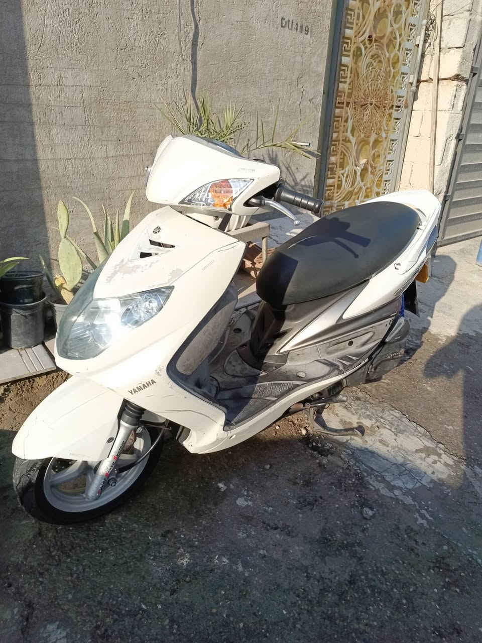 السلام عليكم دراجة سكنس فحل نوزل  دراجة مال رمبة مكفولة كفالة عامة محرك بلادي ممفتوح على وضع الشركة كله بلادية اي نقص مابيه انكر سلف وطلع السعر 900 وبيه مجال العنوان بغداد رقمي ***********.....
