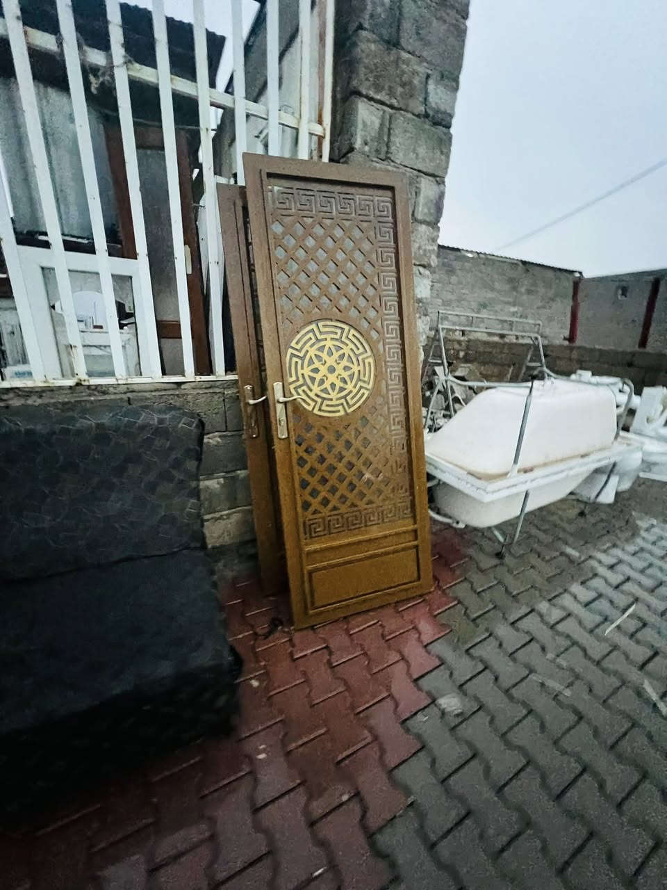 السلام عليكم وصول وجبه جديده من الابوب و الشبابيك البلاستك الابيض واصاجي  
سعر القطعه الابيض 75 الف 
ويوجد تخفيضرات عله اشبابيك الزغار 
الاستفسار اتصل 
*********** 
العنوان ناحيه الزاب مدخل السايدين 
زوروناً تجدون ما يسركم 
#البيع نقد نقد نقد فقط
