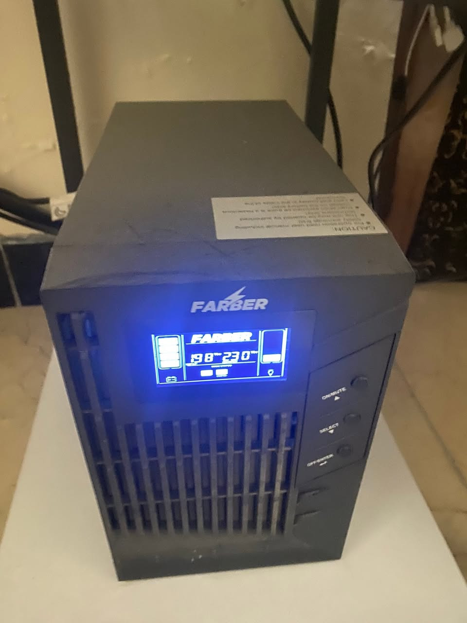 السلام عليكم
يو بي إس للبيع 
فاربر اصلي ابو الضمان 
1kv online 
بعده جديد بطاريات جديدة وما مبدله 
سعر 250 وبي مجال الكارتونه وياه


**إذا كنت صاحب هذا الإعلان وتريد حذفه لأي سبب، رجاءا أرسل رسالة إلى الدعم الفني**