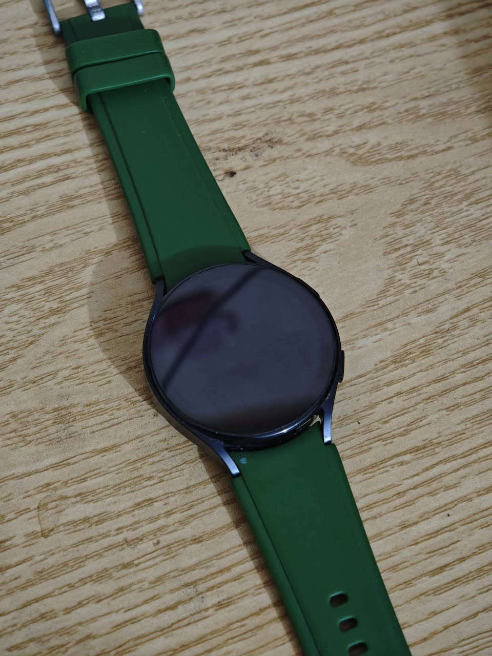 Galaxy Watch5
المواصفات الرئيسيةالشاشة: زجاج كريستال ياقوتي مقاوم للخدش.الصحة: مستشعرات متطورة لقياس نبضات القلب، ECG، ونسبة الأكسجين.البطارية: شحن سريع وعمر بطارية مُحسّن.المتانة: مقاومة للماء بمعيار 5ATM (حتى 50 متراً)
السعر 175 
تربط على موبايل مباشر
استوديو واتساب وسوق بلي
العنوان البصرة


**إذا كنت صاحب هذا الإعلان وتريد حذفه لأي سبب، رجاءا أرسل رسالة إلى الدعم الفني**