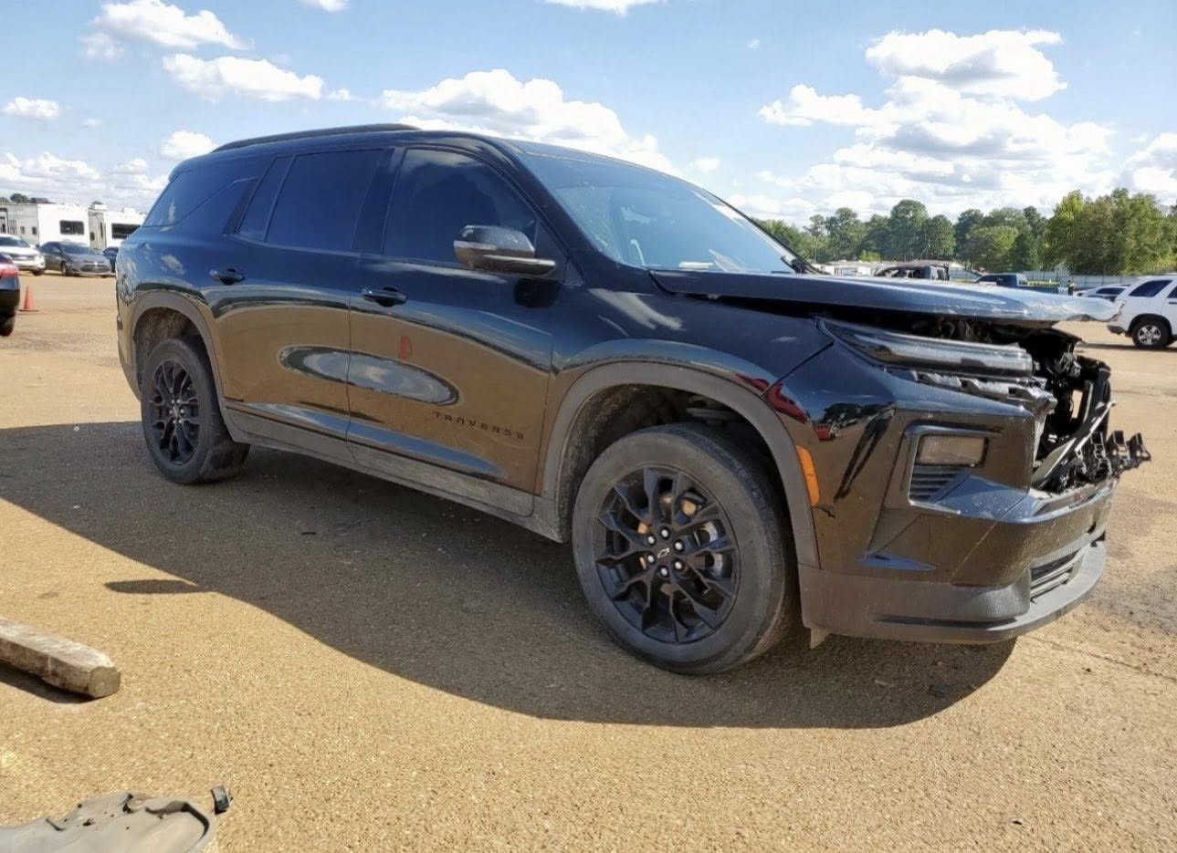 السلام عليكم
ترافوس موديل 2024
حادثها مبين بالصور 
ماشية 45 الف 
مواصفات LT 
كشنات جلد منفصل 
مده الوصول (10 أيام وتوصل دبي ) 
لتواصل عن طريق الواتساب 
***********
