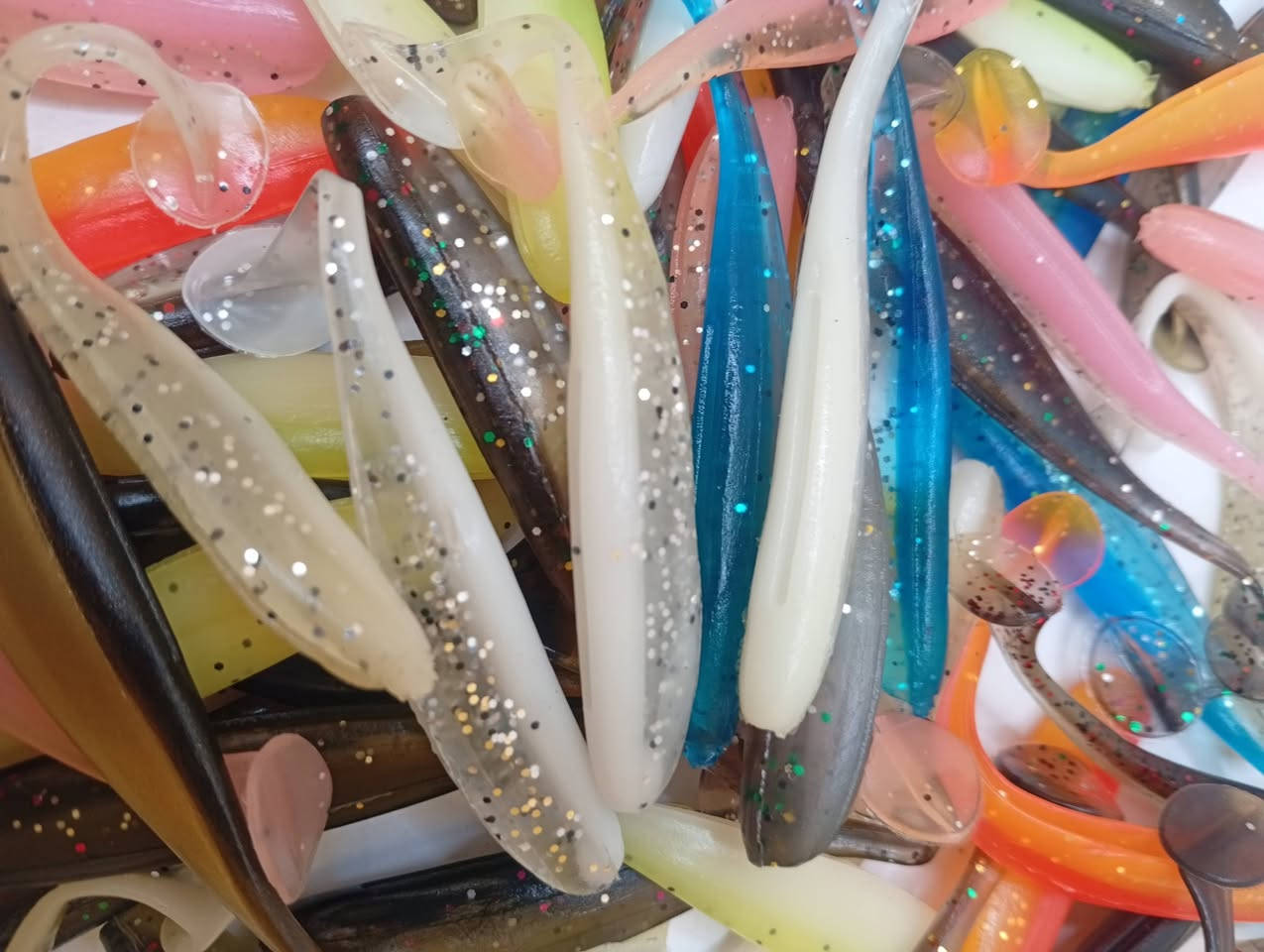 طعم اسماك جاهز عدد الكيس 50 قطعه سعرهن شلع عدد 45 كيس  شلع او مفرد سعر او تفاصيله خاص
الشراي فقط يكتب تم بل تعليقات ادزله سعر خاص 
توصيل 5 الف لجميع المحافظات العراق 🇮🇶


**إذا كنت صاحب هذا الإعلان وتريد حذفه لأي سبب، رجاءا أرسل رسالة إلى الدعم الفني**