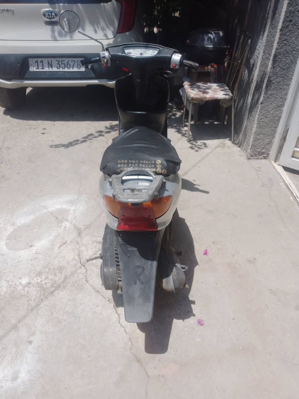 عصفوريه تشتغل نص هندر مكينه ناعمه كهربائيات شغاله شخاطة السلف فالته الوايرات ما اعرف يشتغل ما بشتغل السلف ،، السعر 170 وبيها مجال بسيط العنوان اعظمية السبع ابكار قرب افران جوهرة لبنان ،،،، *********** وتساب
