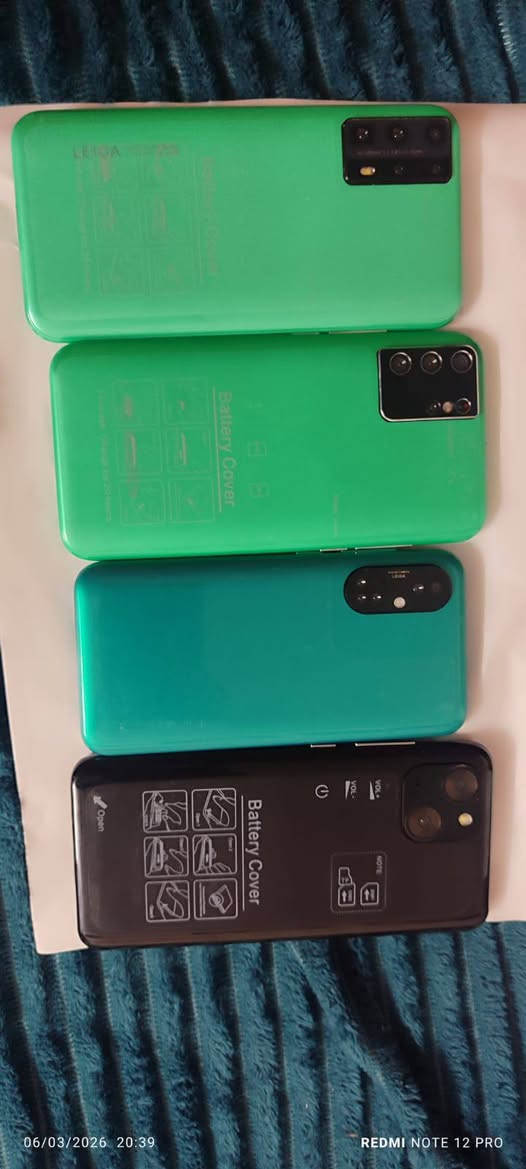 كلة شغال وبل كارتونة نت واتصال ينزل جميع البرامج بس الشاشة شوية زغيرة أجهزة أمريكية شرط تفحص اذا مو جديد ولمس سلس كلش مرجوع ذاكرة 64  شلعة القطعه ب 25 مفرد القطعه ب 35 مكاني كربلاء حي العامل ***********
