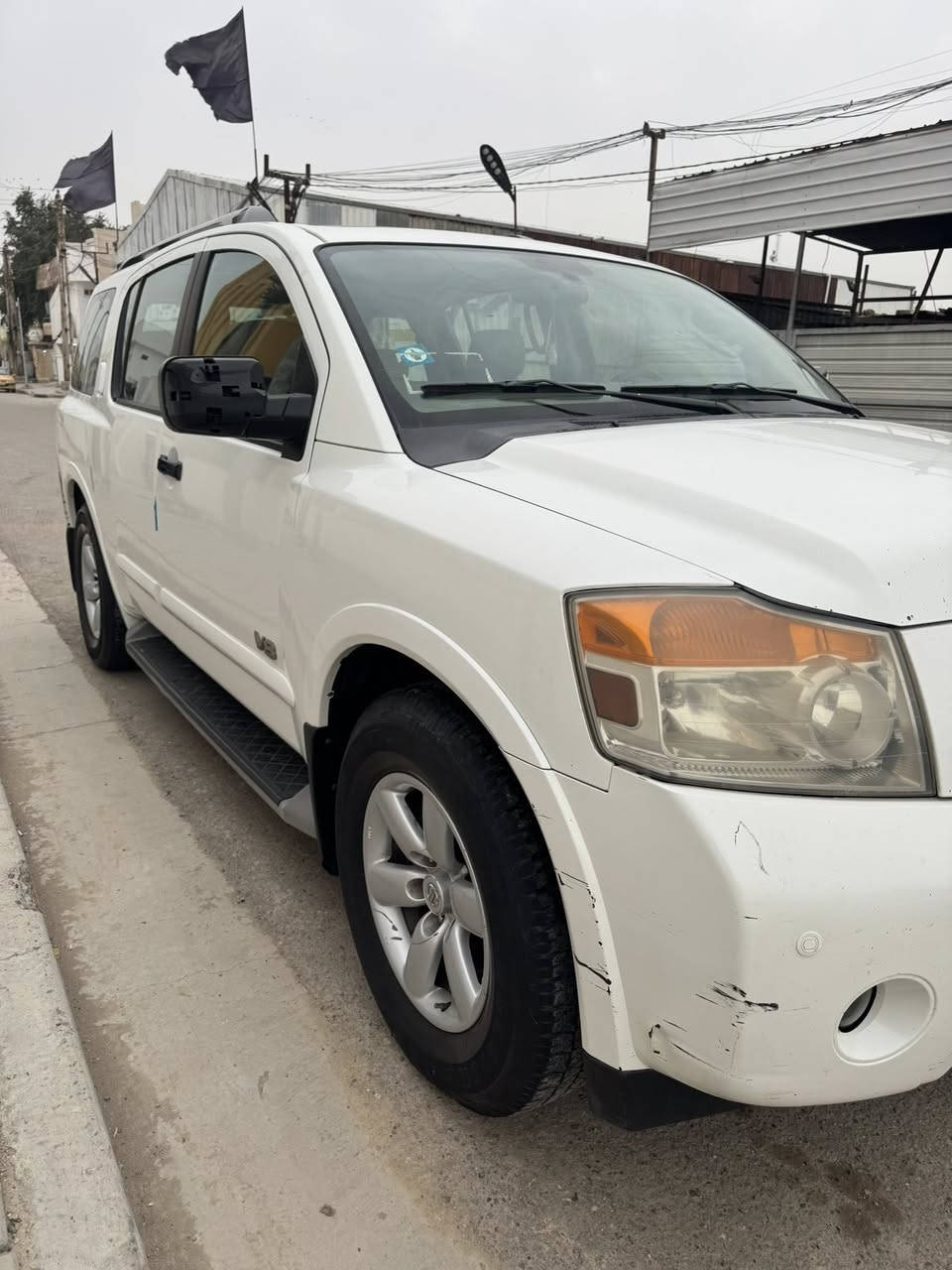 السلام عليكم 
ارماده موديل 2009 خليجي
فئه SE
رقم بغداد باسمي 
السعر  125 ورقه 
مكان السياره  بغداد _ الحسينيه الراشديه 
محرك  ٨ سلندر 
كير ومكينه مكفولات ما مفتوح 
ضررها جاملغ خلفي شي بسيط 
وباب خلفي صبغ عله كد شبر 
تخم تاير جديد شاده 

*********** احمد
