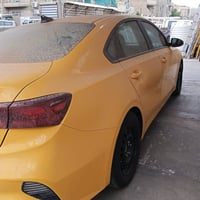 فورتي 22 بسمي سياره متصرف عليه ربع بل العافيه على الياخذها  مكينه 2000...