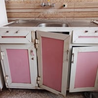 بوفيه • سنك نضيف • باب مرتخيه