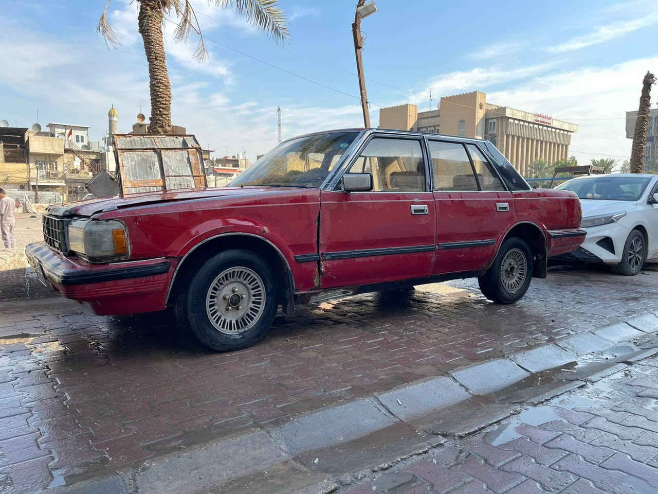 سوبر 84 بسمي محرك وكير بطه بحاله جيدا السعر 28 مكان بغداد البياع ***********
