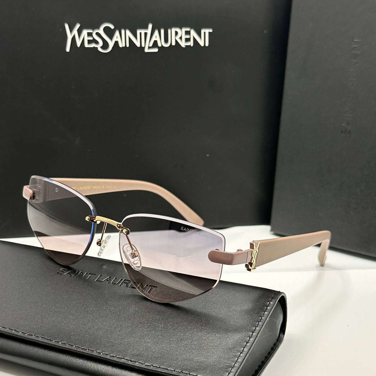 تم وصول وجبه جديده من النظارات الشمسية🌞🌞
الرجاليه🧔🧑‍✈️ النسائية🧕👰 الماركات 
العنوان الديوانية قضاء عفك مقابل مول البصري
متواجدين يوميا من الساعه3والنصف إلى الساعه6والنصف مساءا


**إذا كنت صاحب هذا الإعلان وتريد حذفه لأي سبب، رجاءا أرسل رسالة إلى الدعم الفني**