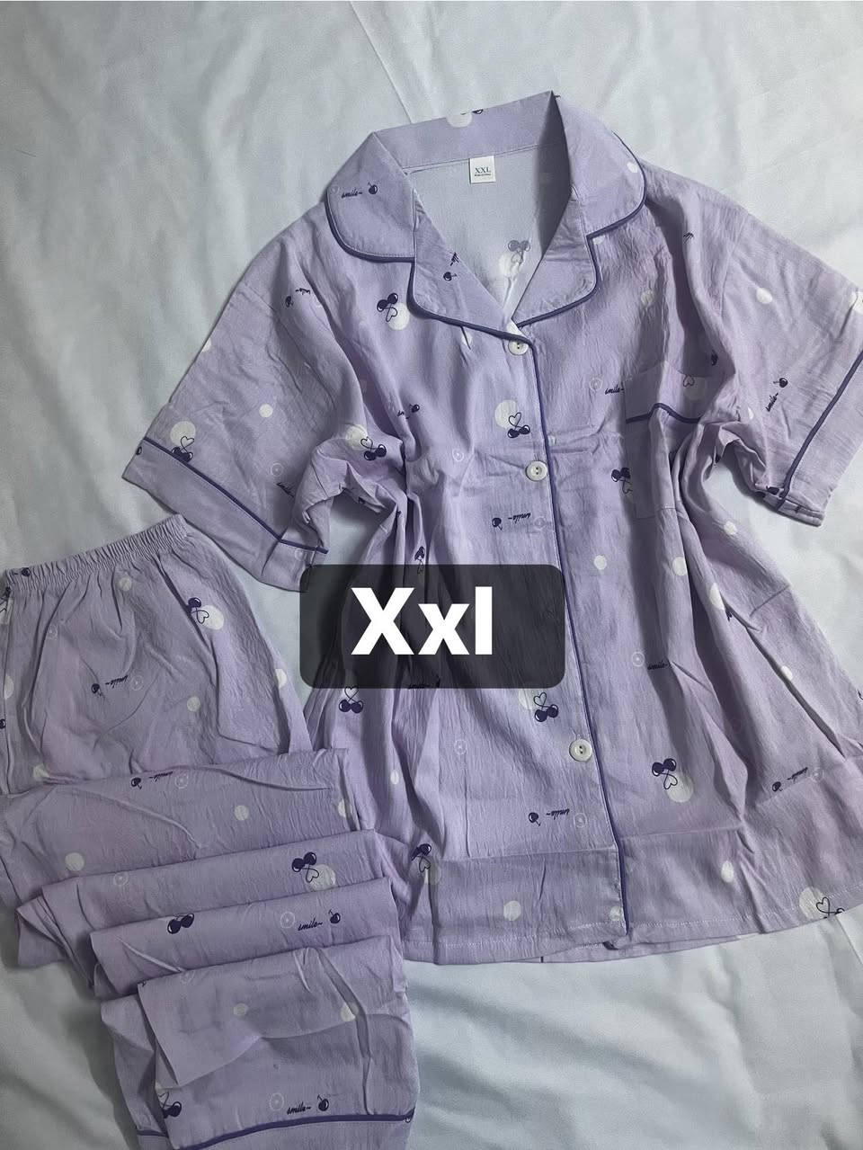 بجاما خامه كريشه الاصلي خامه بارده تجنن
قياسات داخل الصور. 
 قياس الاكسين يلبس لحد 75 
 السعر 10 
  توصيل الف دينار


**إذا كنت صاحب هذا الإعلان وتريد حذفه لأي سبب، رجاءا أرسل رسالة إلى الدعم الفني**