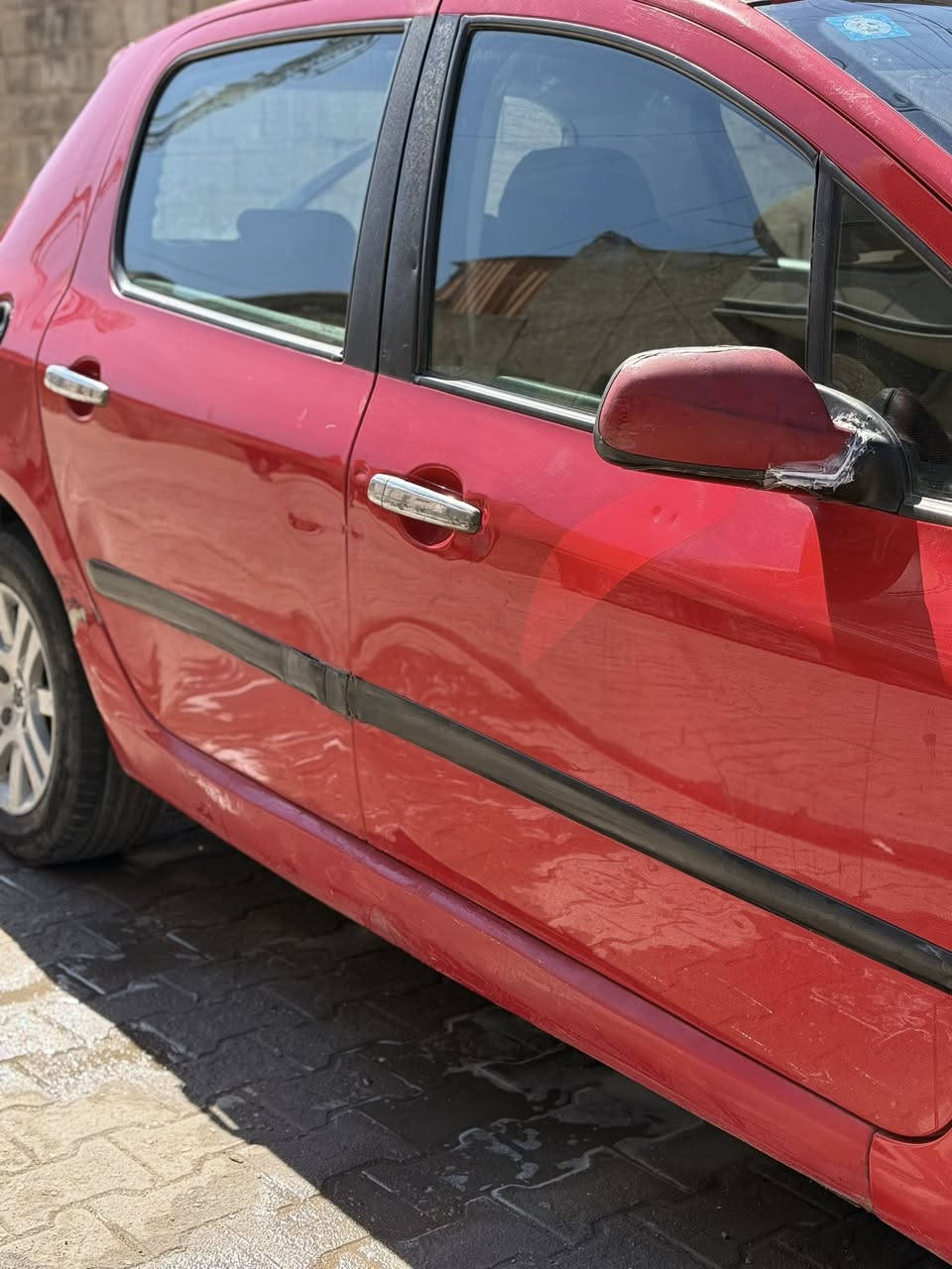 بيجو فرنسي ٣٠٧ موديل ٢٠٠٦  للبيع
التفاصيل  راسلني وادزلك فيديو كامل عليها وعلى تفاصيلها 

***********
