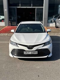 كامري LE • ٢٠١٨ • ١٤٣ مايل