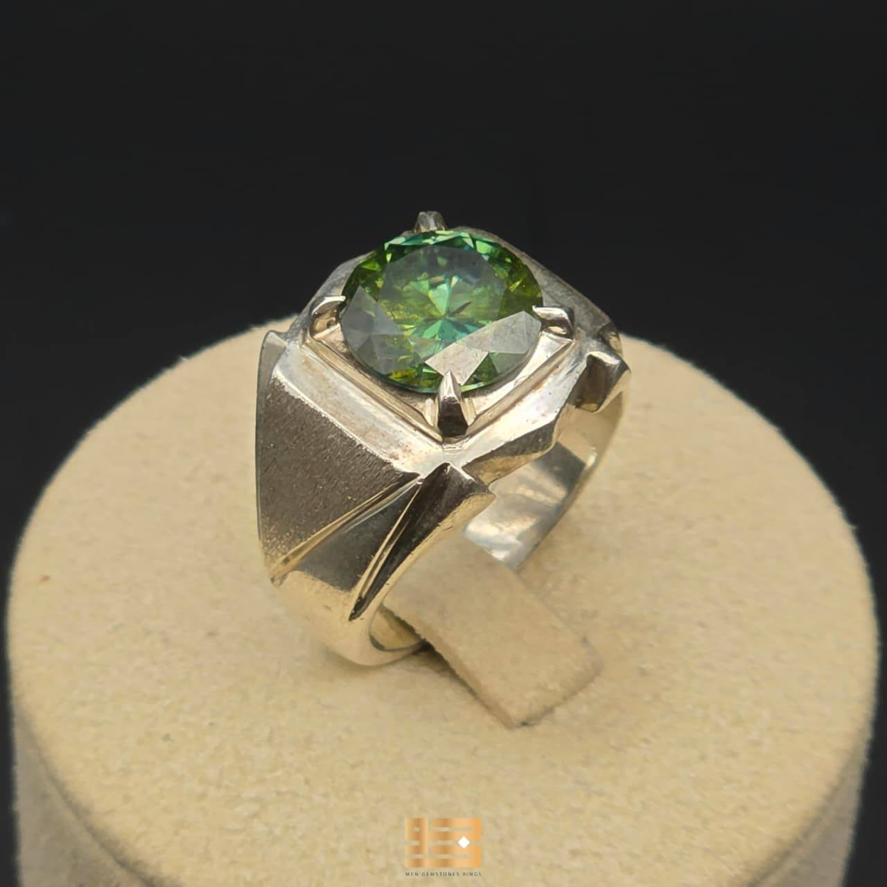 ﷽
خاتم رجالي
حجر مازونيت روسي
فضة 950 يدوية
صياغة "عقيل" (ايران)
المقاس 20  
الوزن 14.7 غرام

لينك المزاد على الواتساب🛍:

🔗https://chat.whatsapp.com/GAK4nGjC5FC8BV5OaeH8Uw


**إذا كنت صاحب هذا الإعلان وتريد حذفه لأي سبب، رجاءا أرسل رسالة إلى الدعم الفني**